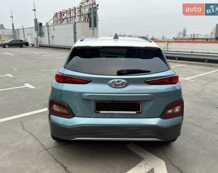 Зелений Хендай Kona, об'ємом двигуна 0 л та пробігом 50 тис. км за 18500 $, фото 11 на Automoto.ua