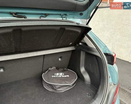 Зелений Хендай Kona, об'ємом двигуна 0 л та пробігом 123 тис. км за 17200 $, фото 49 на Automoto.ua