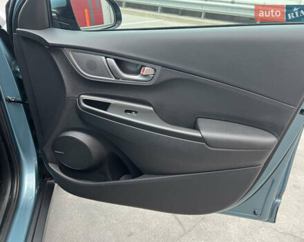 Зелений Хендай Kona, об'ємом двигуна 0 л та пробігом 50 тис. км за 18500 $, фото 38 на Automoto.ua