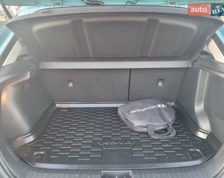 Зеленый Хендай Kona, объемом двигателя 0 л и пробегом 52 тыс. км за 18700 $, фото 19 на Automoto.ua