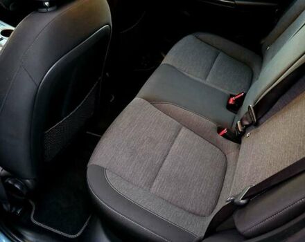 Зеленый Хендай Kona, объемом двигателя 0 л и пробегом 53 тыс. км за 18999 $, фото 30 на Automoto.ua