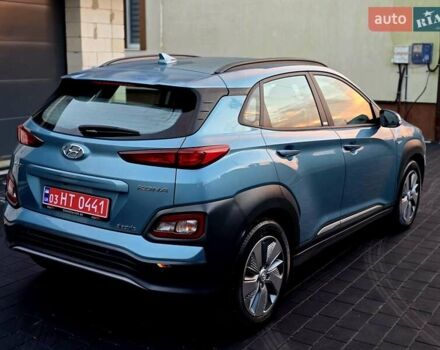 Зеленый Хендай Kona, объемом двигателя 0 л и пробегом 53 тыс. км за 18999 $, фото 2 на Automoto.ua