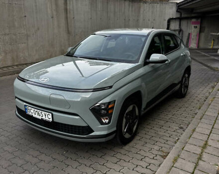 Зеленый Хендай Kona, объемом двигателя 0 л и пробегом 10 тыс. км за 25000 $, фото 2 на Automoto.ua