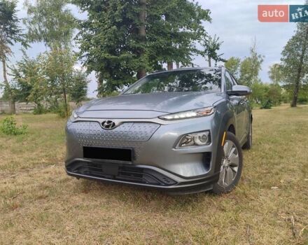 Зеленый Хендай Kona, объемом двигателя 0 л и пробегом 55 тыс. км за 16500 $, фото 1 на Automoto.ua