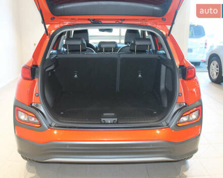 Оранжевый Хендай Kona, объемом двигателя 0 л и пробегом 79 тыс. км за 14700 $, фото 11 на Automoto.ua