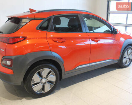 Оранжевый Хендай Kona, объемом двигателя 0 л и пробегом 79 тыс. км за 14700 $, фото 13 на Automoto.ua