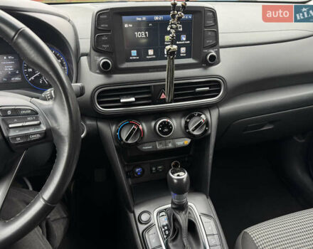 Оранжевый Хендай Kona, объемом двигателя 2 л и пробегом 106 тыс. км за 14600 $, фото 16 на Automoto.ua