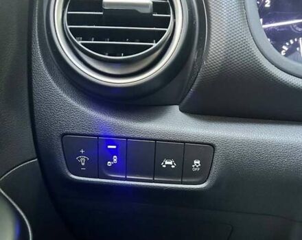 Оранжевый Хендай Kona, объемом двигателя 2 л и пробегом 78 тыс. км за 16000 $, фото 6 на Automoto.ua