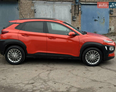 Оранжевый Хендай Kona, объемом двигателя 2 л и пробегом 106 тыс. км за 14600 $, фото 3 на Automoto.ua