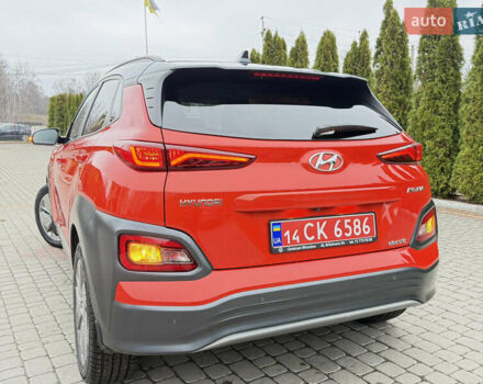 Оранжевый Хендай Kona, объемом двигателя 0 л и пробегом 78 тыс. км за 18950 $, фото 18 на Automoto.ua