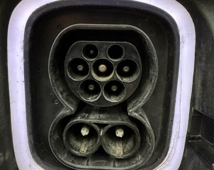 Оранжевый Хендай Kona, объемом двигателя 0 л и пробегом 78 тыс. км за 18950 $, фото 48 на Automoto.ua