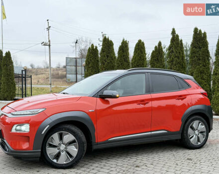 Оранжевый Хендай Kona, объемом двигателя 0 л и пробегом 78 тыс. км за 18950 $, фото 12 на Automoto.ua