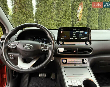 Оранжевый Хендай Kona, объемом двигателя 0 л и пробегом 78 тыс. км за 18950 $, фото 33 на Automoto.ua