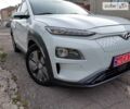 Белый Хендай Kona Electric, объемом двигателя 0 л и пробегом 131 тыс. км за 18650 $, фото 3 на Automoto.ua