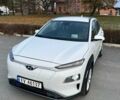 Белый Хендай Kona Electric, объемом двигателя 0 л и пробегом 84 тыс. км за 13250 $, фото 1 на Automoto.ua