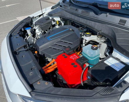 Білий Хендай Kona Electric, об'ємом двигуна 0 л та пробігом 118 тис. км за 17400 $, фото 25 на Automoto.ua