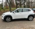 Белый Хендай Kona Electric, объемом двигателя 0 л и пробегом 93 тыс. км за 14790 $, фото 7 на Automoto.ua