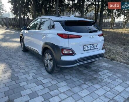 Белый Хендай Kona Electric, объемом двигателя 0 л и пробегом 111 тыс. км за 16500 $, фото 9 на Automoto.ua