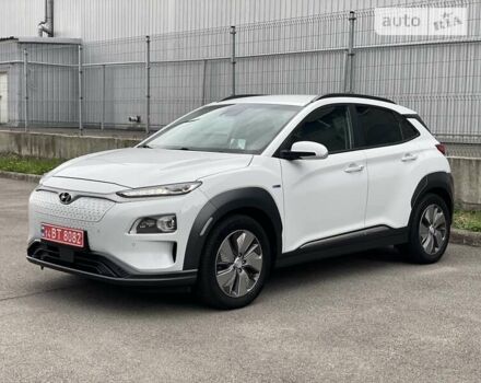 Белый Хендай Kona Electric, объемом двигателя 0 л и пробегом 86 тыс. км за 21900 $, фото 5 на Automoto.ua