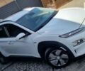 Білий Хендай Kona Electric, об'ємом двигуна 0 л та пробігом 68 тис. км за 20700 $, фото 2 на Automoto.ua