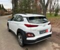 Белый Хендай Kona Electric, объемом двигателя 0 л и пробегом 93 тыс. км за 14790 $, фото 6 на Automoto.ua