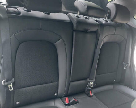 Белый Хендай Kona Electric, объемом двигателя 0 л и пробегом 113 тыс. км за 18500 $, фото 22 на Automoto.ua