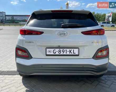 Білий Хендай Kona Electric, об'ємом двигуна 0 л та пробігом 118 тис. км за 17400 $, фото 5 на Automoto.ua