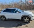 Белый Хендай Kona Electric, объемом двигателя 0 л и пробегом 119 тыс. км за 15500 $, фото 13 на Automoto.ua