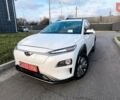 Белый Хендай Kona Electric, объемом двигателя 0 л и пробегом 210 тыс. км за 16500 $, фото 8 на Automoto.ua