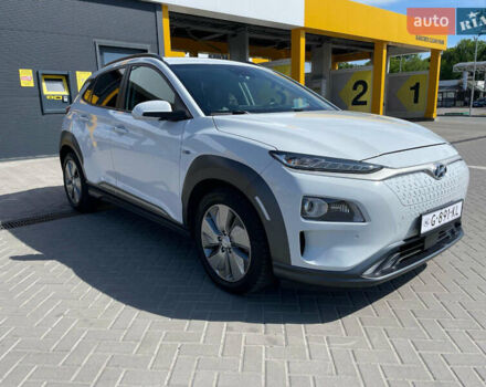Білий Хендай Kona Electric, об'ємом двигуна 0 л та пробігом 118 тис. км за 17400 $, фото 6 на Automoto.ua