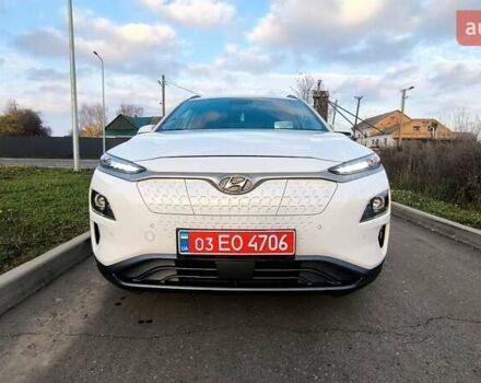 Белый Хендай Kona Electric, объемом двигателя 0 л и пробегом 210 тыс. км за 16500 $, фото 5 на Automoto.ua