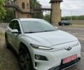 Белый Хендай Kona Electric, объемом двигателя 0 л и пробегом 113 тыс. км за 17850 $, фото 4 на Automoto.ua