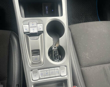 Белый Хендай Kona Electric, объемом двигателя 0 л и пробегом 113 тыс. км за 18500 $, фото 14 на Automoto.ua