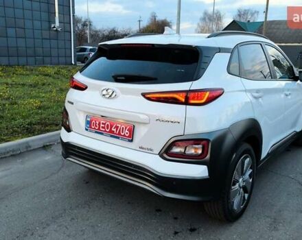 Белый Хендай Kona Electric, объемом двигателя 0 л и пробегом 210 тыс. км за 16500 $, фото 16 на Automoto.ua