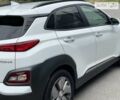 Белый Хендай Kona Electric, объемом двигателя 0 л и пробегом 86 тыс. км за 21900 $, фото 7 на Automoto.ua