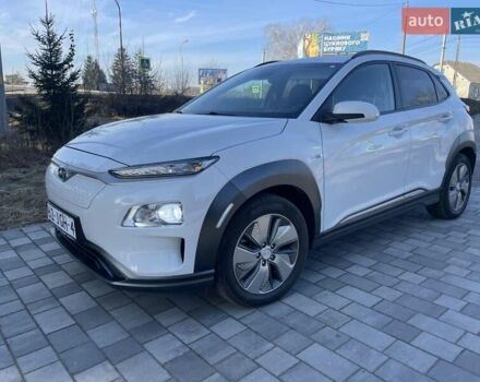 Белый Хендай Kona Electric, объемом двигателя 0 л и пробегом 111 тыс. км за 16500 $, фото 1 на Automoto.ua