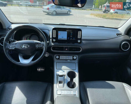 Білий Хендай Kona Electric, об'ємом двигуна 0 л та пробігом 118 тис. км за 17400 $, фото 12 на Automoto.ua