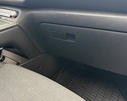 Білий Хендай Kona Electric, об'ємом двигуна 0 л та пробігом 64 тис. км за 14950 $, фото 82 на Automoto.ua