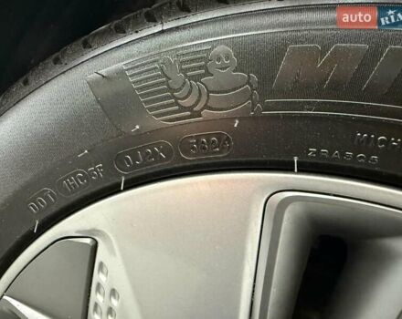 Белый Хендай Kona Electric, объемом двигателя 0 л и пробегом 92 тыс. км за 18983 $, фото 12 на Automoto.ua