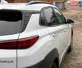 Білий Хендай Kona Electric, об'ємом двигуна 0 л та пробігом 102 тис. км за 15700 $, фото 8 на Automoto.ua