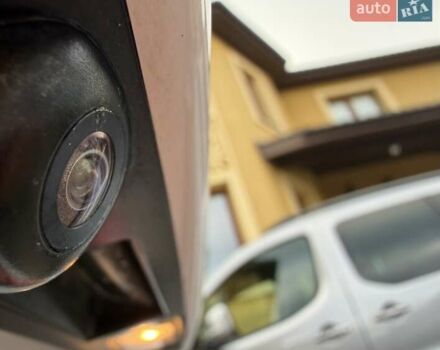 Білий Хендай Kona Electric, об'ємом двигуна 0 л та пробігом 64 тис. км за 14950 $, фото 41 на Automoto.ua