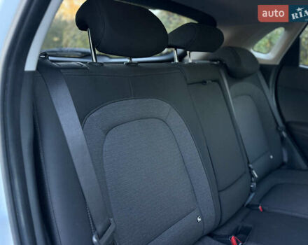 Белый Хендай Kona Electric, объемом двигателя 0 л и пробегом 80 тыс. км за 16900 $, фото 43 на Automoto.ua