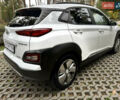 Белый Хендай Kona Electric, объемом двигателя 0 л и пробегом 103 тыс. км за 17999 $, фото 120 на Automoto.ua