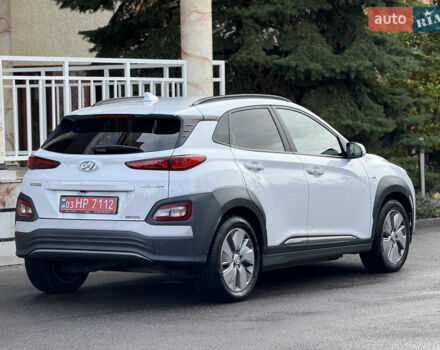 Белый Хендай Kona Electric, объемом двигателя 0 л и пробегом 150 тыс. км за 16960 $, фото 14 на Automoto.ua