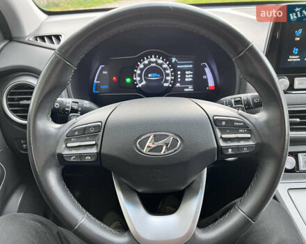 Белый Хендай Kona Electric, объемом двигателя 0 л и пробегом 136 тыс. км за 16950 $, фото 14 на Automoto.ua