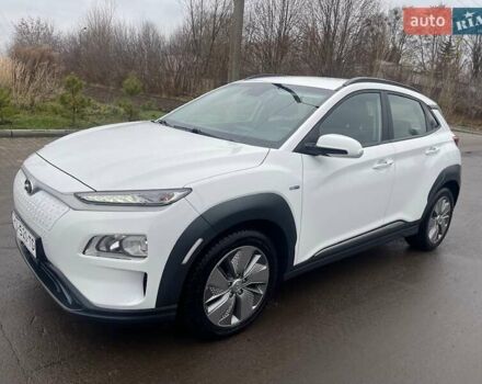 Білий Хендай Kona Electric, об'ємом двигуна 0 л та пробігом 158 тис. км за 16500 $, фото 8 на Automoto.ua