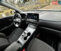 Белый Хендай Kona Electric, объемом двигателя 0 л и пробегом 58 тыс. км за 17499 $, фото 48 на Automoto.ua