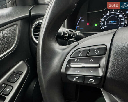 Белый Хендай Kona Electric, объемом двигателя 0 л и пробегом 59 тыс. км за 16900 $, фото 65 на Automoto.ua