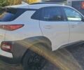 Белый Хендай Kona Electric, объемом двигателя 0 л и пробегом 44 тыс. км за 17450 $, фото 2 на Automoto.ua