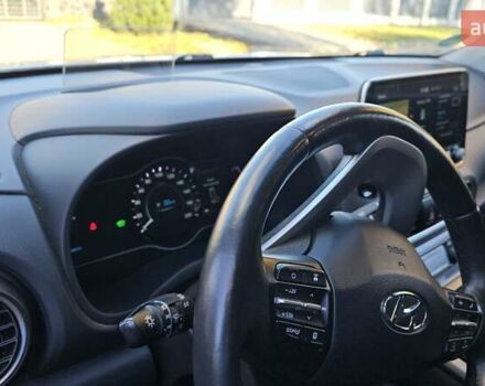 Белый Хендай Kona Electric, объемом двигателя 0 л и пробегом 44 тыс. км за 17450 $, фото 12 на Automoto.ua